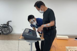 姿勢も改善！肘も伸びやすく車の運転もスムーズに！ピアノの調律もできます