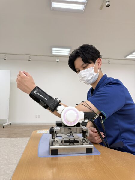 脳梗塞後の“動かしたい”を支える。単関節HALの新設備